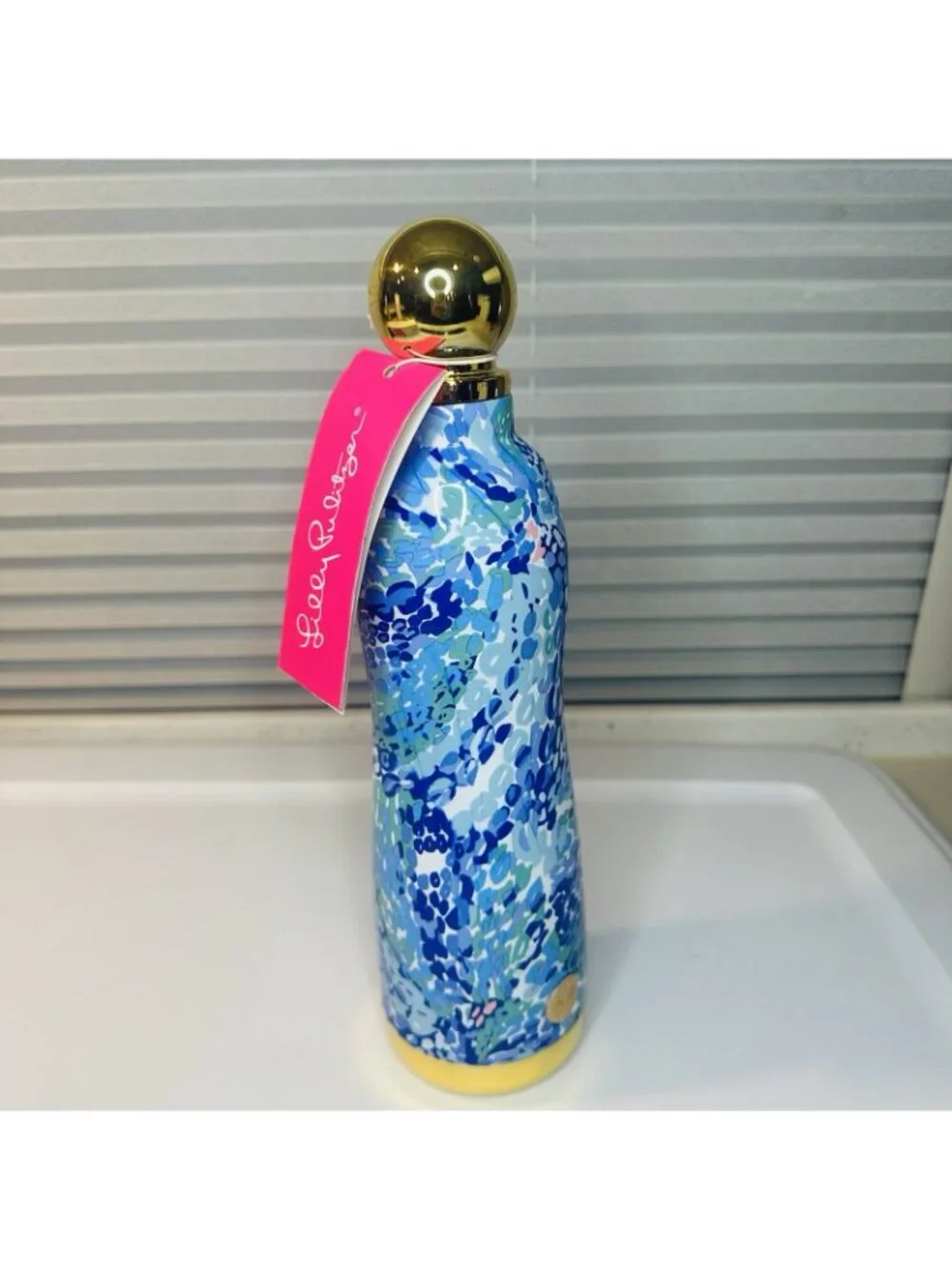 Lilly Pulitzer Squeeze The Day Water Bottle Turquoise Blue Vibrant Floral 16 Oz